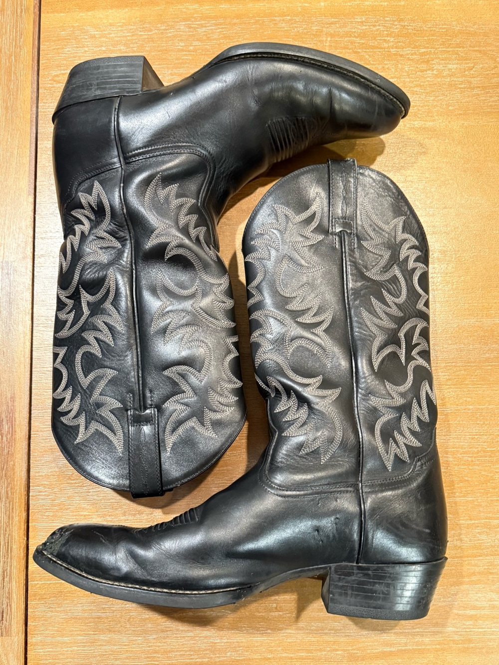 Ariat Men’s Legend Cowboy Boots Black Embroidered Round Toe Sz 13D *FLAW* - Picture 11 of 16